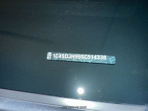 Used 2025 Dodge Durango SRT Hellcat image 80