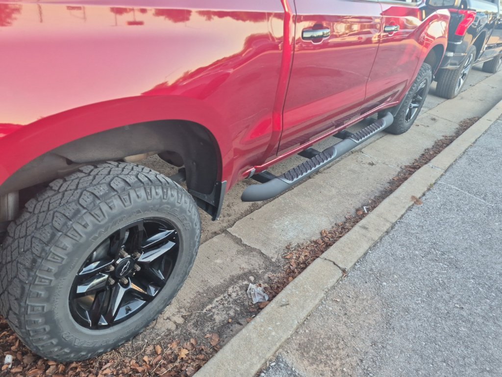 Used 2021 Chevrolet Silverado 1500 LT Trail Boss w/ Bed Protection Package AWD/4WD image 18