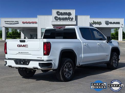 Used 2024 GMC Sierra 1500 AT4 w/ Technology Package image 4