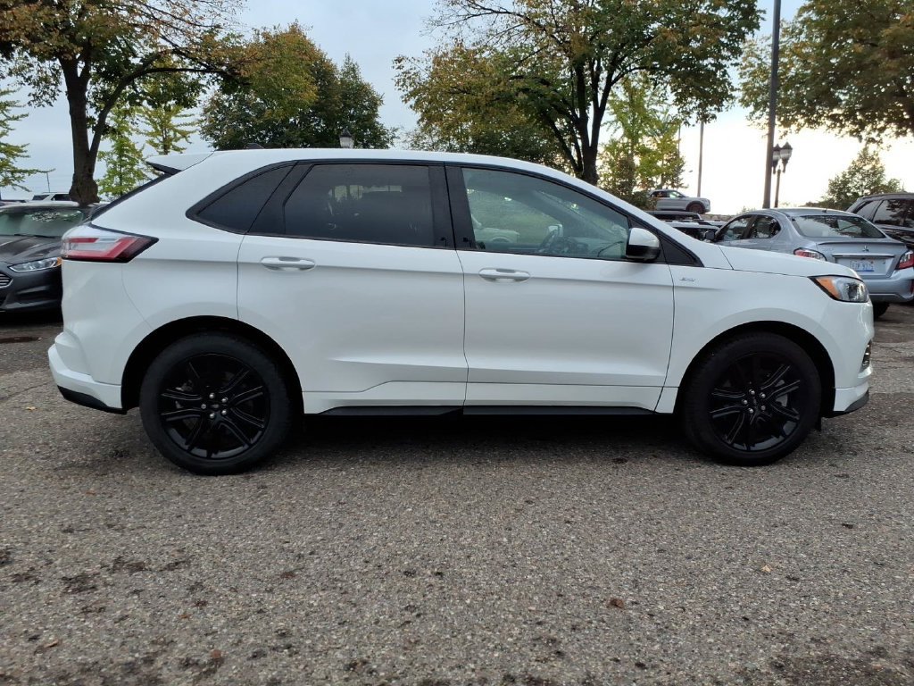 Used 2024 Ford Edge SEL AWD/4WD image 6