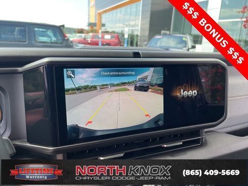 New 2025 Jeep Gladiator Sport image 10