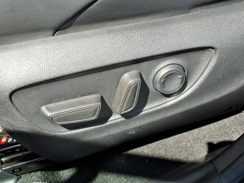 Used 2023 Toyota RAV4 XSE AWD/4WD image 17
