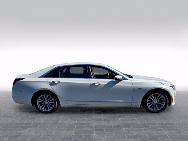 Used 2018 Cadillac CT6 Luxury RWD image 4