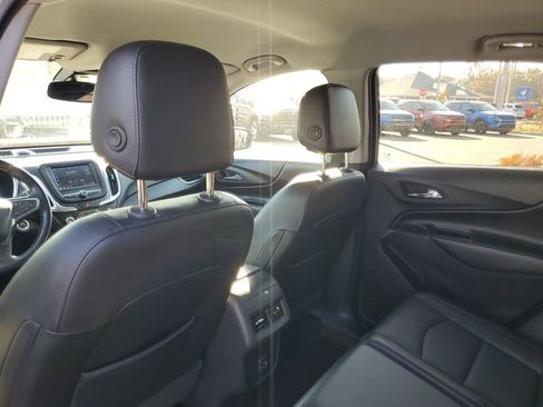 Used 2021 Chevrolet Equinox LT image 29