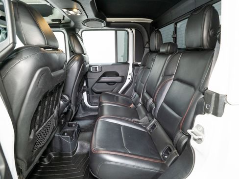 Used 2020 Jeep Gladiator Rubicon image 35