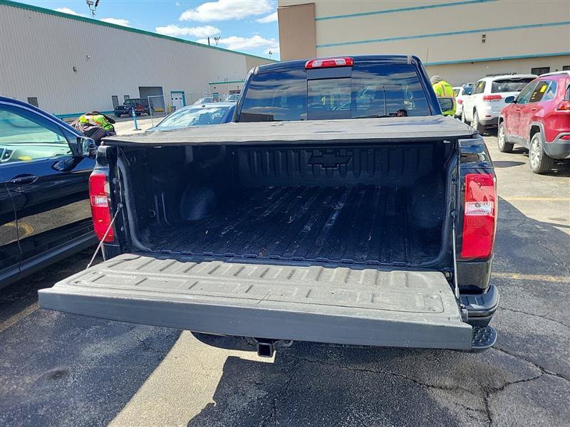 Used 2017 Chevrolet Silverado 1500 LTZ Z71 w/ Redline Edition AWD/4WD image 10