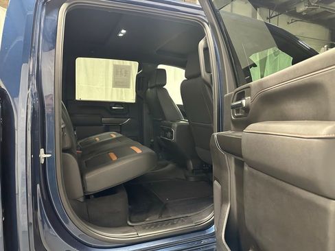 Used 2022 GMC Sierra 2500 AT4 image 48