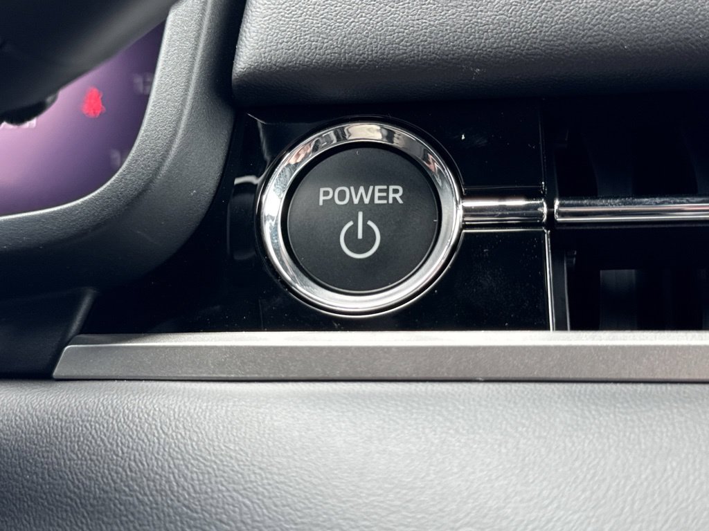 New 2026 Mitsubishi Outlander SEL AWD/4WD image 17