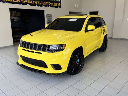 Used 2018 Jeep Grand Cherokee Trackhawk AWD/4WD image 1