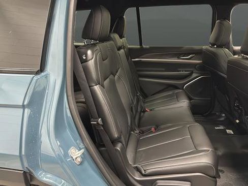 New 2026 Jeep Grand Cherokee L Limited image 23