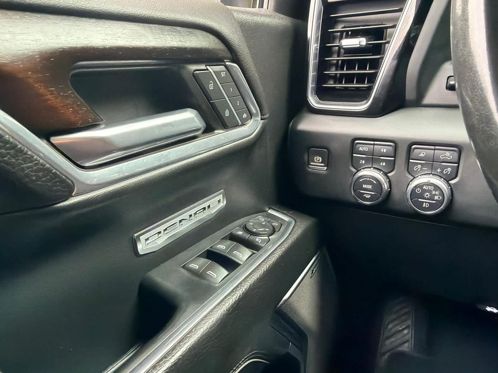 Used 2024 GMC Sierra 1500 Denali w/ Denali Reserve Package AWD/4WD image 21