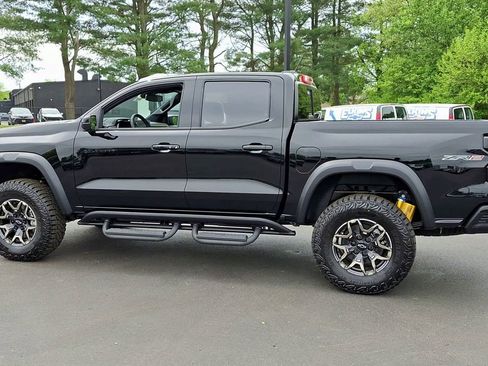 New 2026 Chevrolet Colorado ZR2 w/ Technology Package AWD/4WD image 8