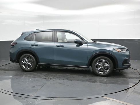 Used 2026 Honda HR-V LX image 3