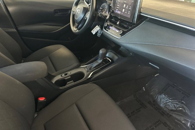 Used 2023 Toyota Corolla LE FWD image 19