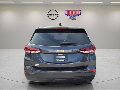Used 2022 Chevrolet Equinox LS AWD/4WD image 3