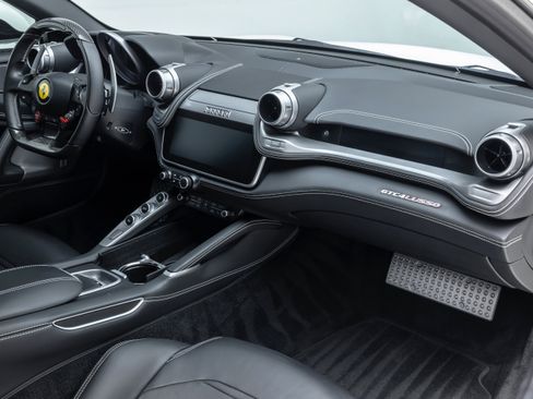 Certified 2017 Ferrari GTC4Lusso AWD/4WD image 59