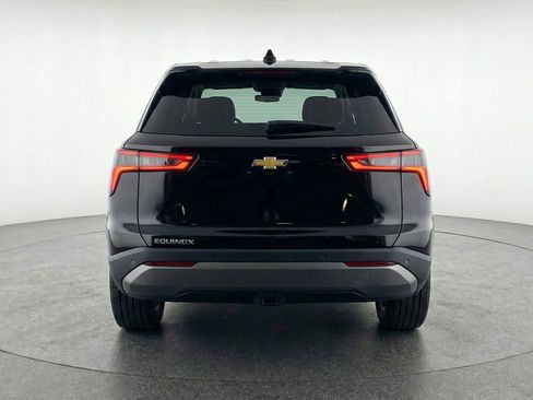 Used 2025 Chevrolet Equinox LT FWD image 7