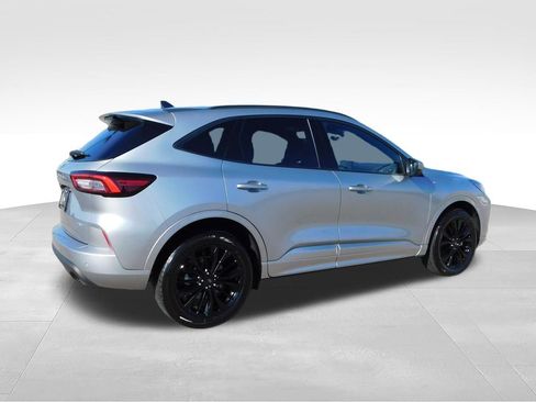 Used 2023 Ford Escape ST-Line Elite AWD/4WD image 3