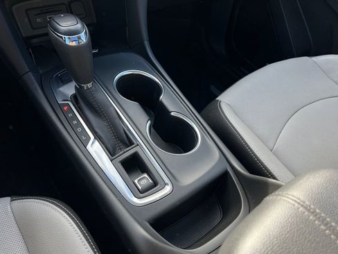 Used 2021 Chevrolet Equinox Premier image 23