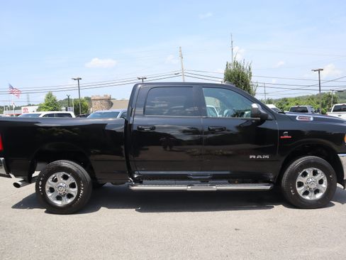 Used 2021 RAM 2500 Big Horn AWD/4WD image 6
