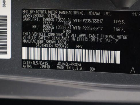 Used 2026 Toyota Sienna XLE FWD image 17