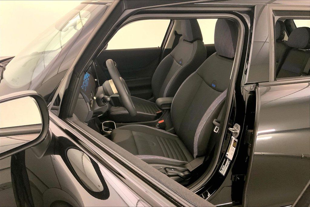 Used 2025 MINI Cooper S FWD image 13