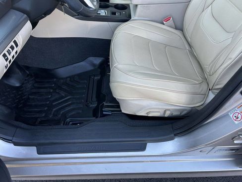 Used 2017 Subaru Legacy 2.5i Premium w/ Moonroof Package image 12