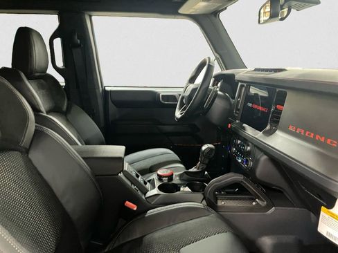 New 2025 Ford Bronco Raptor w/ Interior Carbon Fiber Pack AWD/4WD image 15