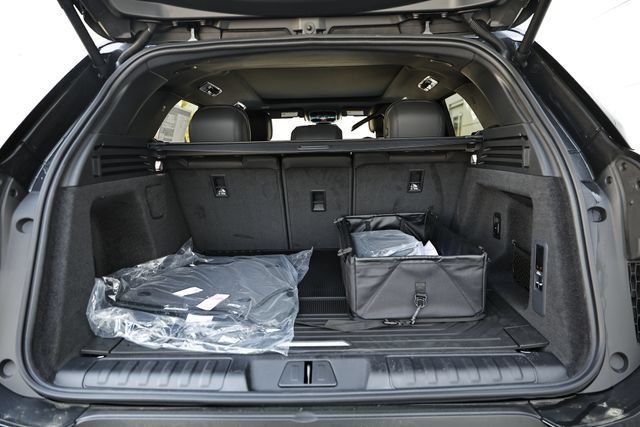 New 2026 Land Rover Range Rover Sport SE AWD/4WD image 43