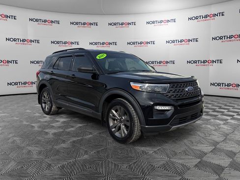 Used 2021 Ford Explorer XLT w/ Equipment Group 202A AWD/4WD image 1