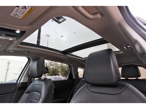 Certified 2023 Kia Sportage SX image 31