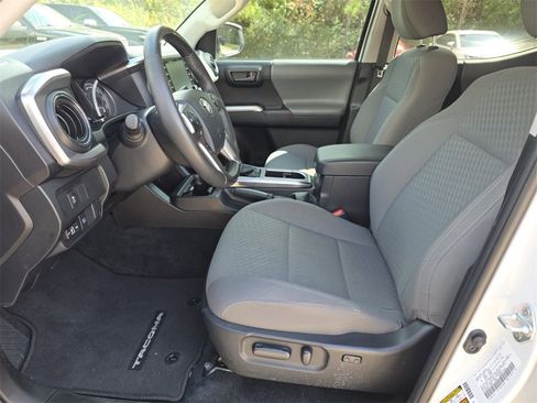 Used 2023 Toyota Tacoma SR5 w/ Technology Package image 24