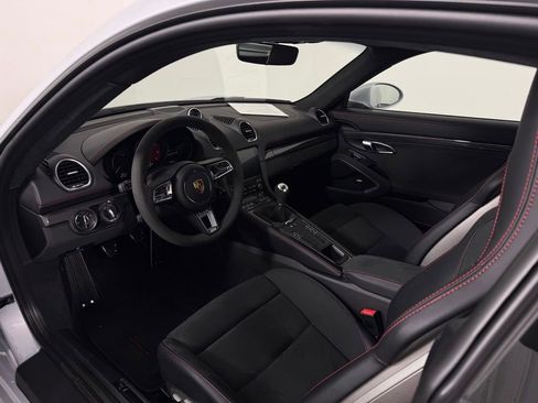 Certified 2025 Porsche 718 Cayman GT4 image 4