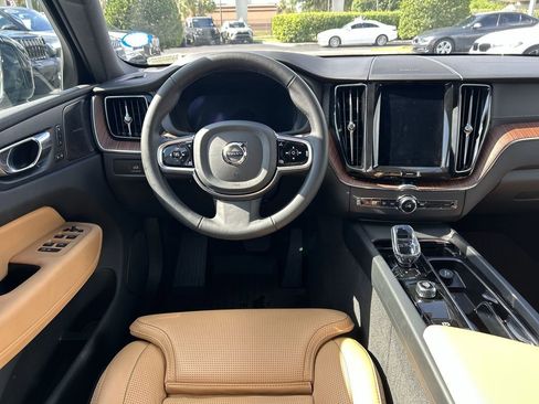 Used 2025 Volvo XC60 B5 Ultra w/ Protection Package Premier AWD/4WD image 21