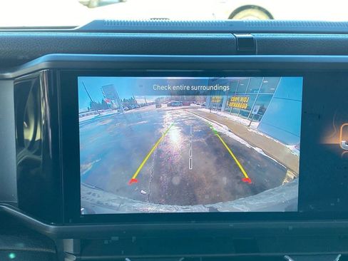 Used 2025 Jeep Wrangler Willys image 15