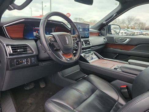 Certified 2023 Lincoln Navigator Standard image 21