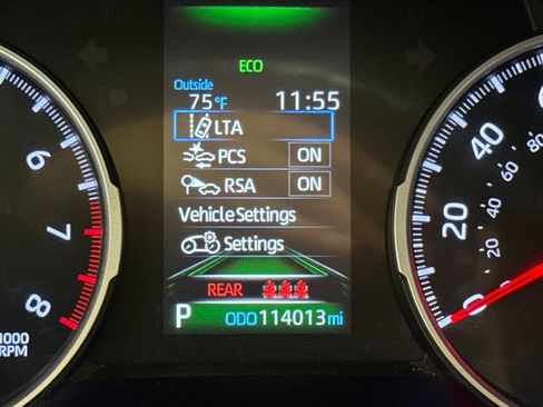 Used 2021 Toyota RAV4 LE AWD/4WD image 30