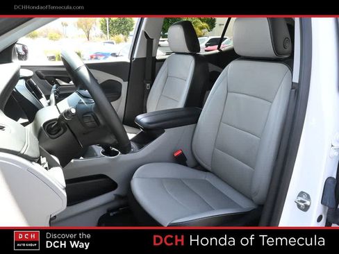 Used 2023 GMC Terrain SLT w/ Tech Package AWD/4WD image 17