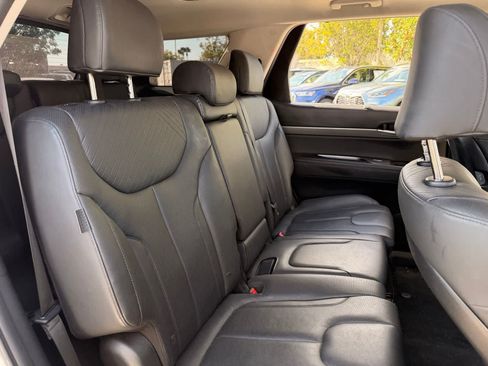 Used 2024 Hyundai Palisade SEL FWD image 10