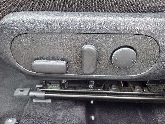 Used 2025 Hyundai Kona SEL AWD/4WD image 16