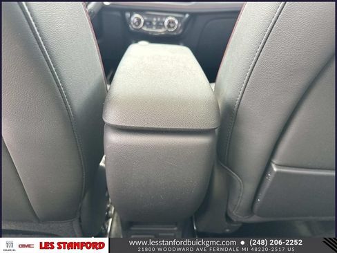 Used 2025 Chevrolet TrailBlazer RS w/ Convenience Package FWD image 15