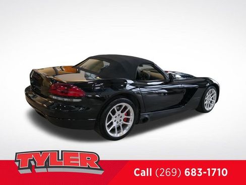 Used 2003 Dodge Viper SRT-10 image 7