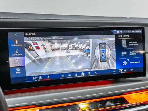 Used 2023 BMW 760i xDrive w/ Parking Assistance Package image 74