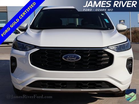 Certified 2023 Ford Escape ST-Line Select image 7