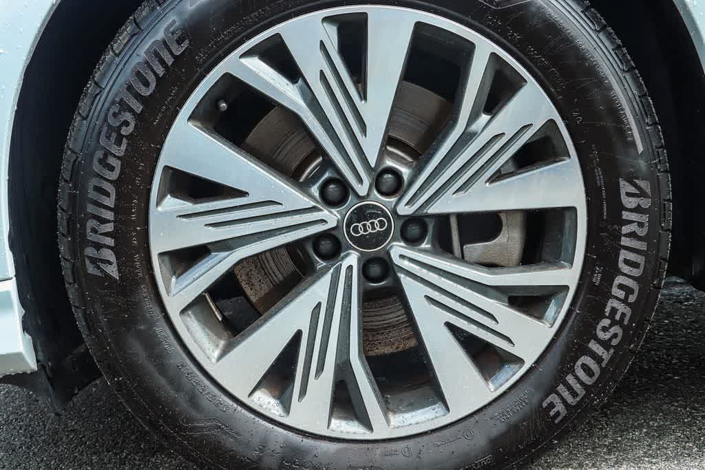 Used 2023 Audi Q4 e-tron Premium Plus RWD image 10