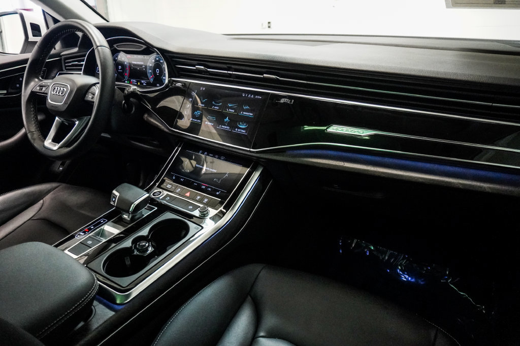 Used 2022 Audi Q8 Premium AWD/4WD image 11