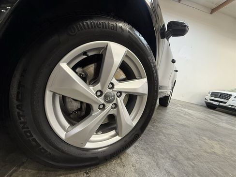 Used 2020 Audi Q3 2.0T Premium AWD/4WD image 12