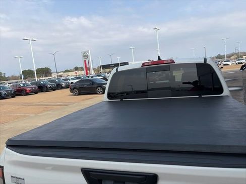 New 2026 Nissan Frontier SV w/ SV Convenience Package image 20