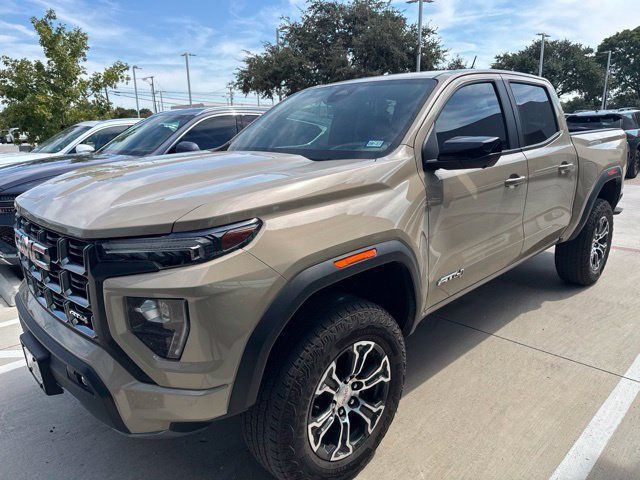 Used 2023 GMC Canyon AT4 w/ AT4 Premium Package AWD/4WD image 2