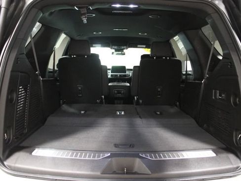 Used 2023 Chevrolet Tahoe RST w/ Luxury Package AWD/4WD image 15